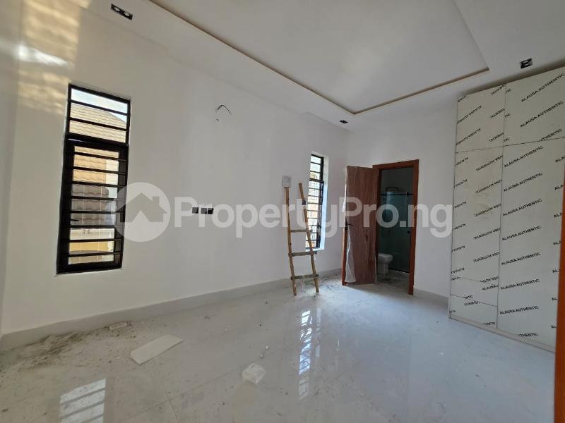 5 bedroom House for sale Thomas estate Ajah Lagos