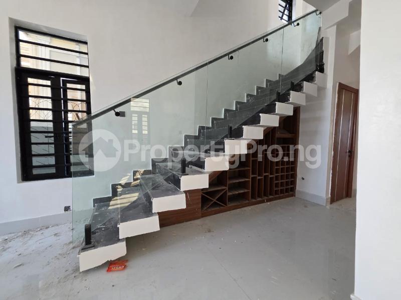 5 bedroom House for sale Thomas estate Ajah Lagos
