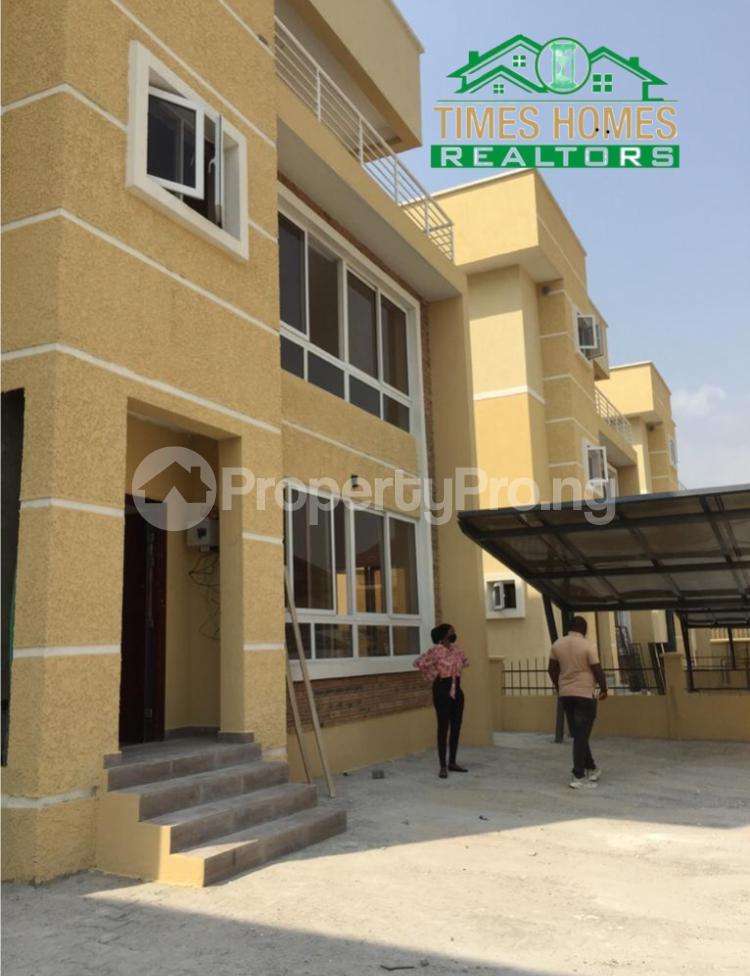 6 bedroom House for sale   chevron Lekki Lagos