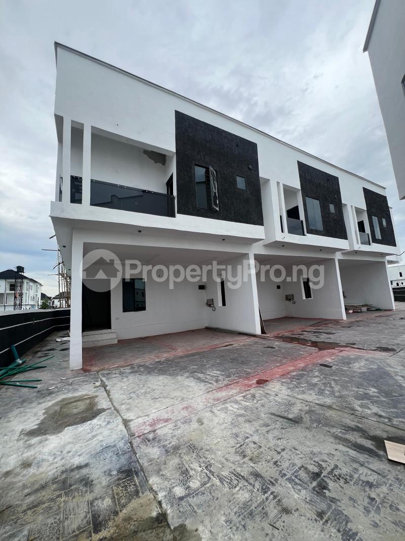 3 bedroom House for sale Off Abraham Adesanya Ajah Lagos