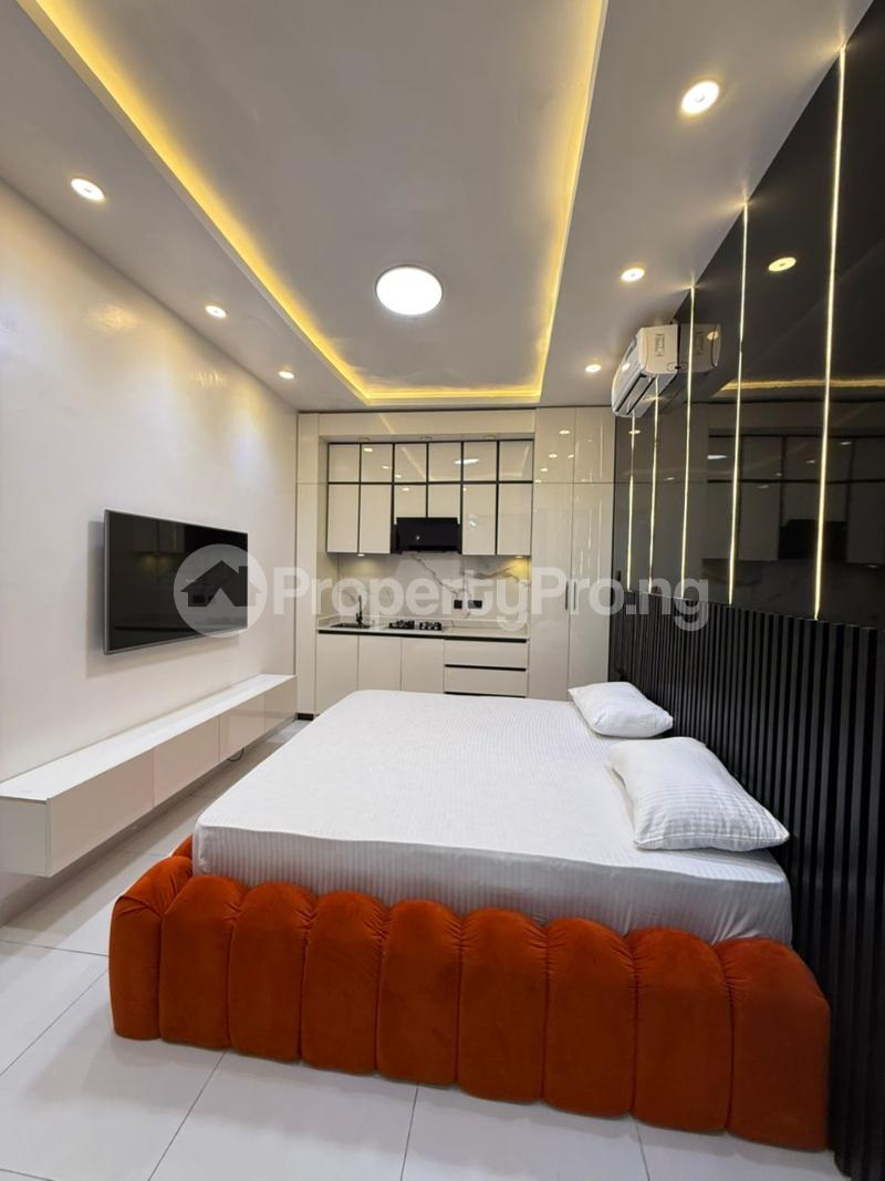 Flat / Apartment for shortlet chevron Lekki Lagos - 5