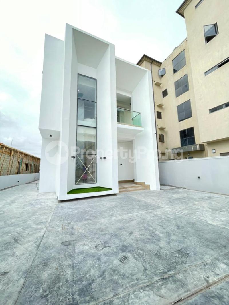 5 bedroom House for sale Lekki Lagos