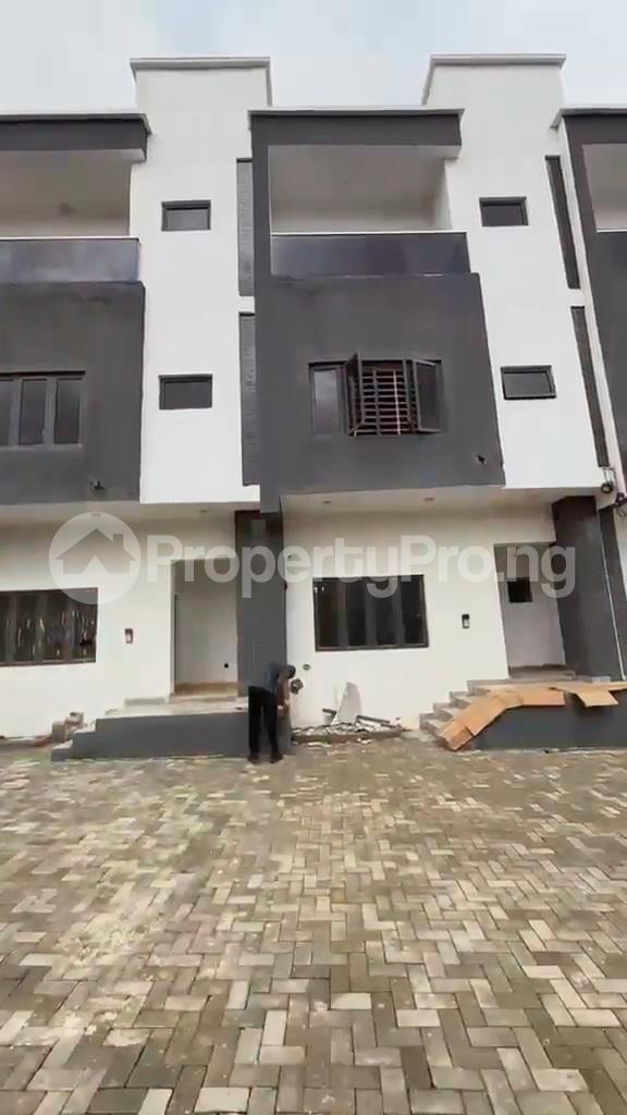 4 bedroom House for rent Main Behind H Medix Guzape Abuja