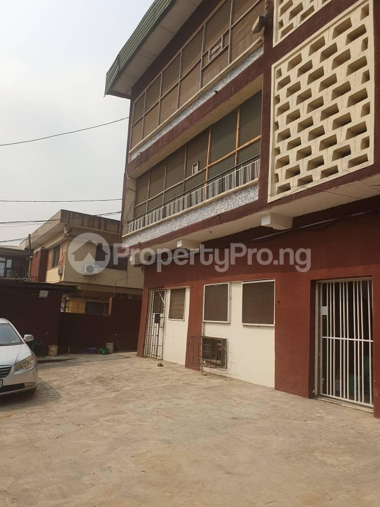 1 bedroom Flat / Apartment for rent Aladura Estate Anthony Village Maryland Lagos - 0