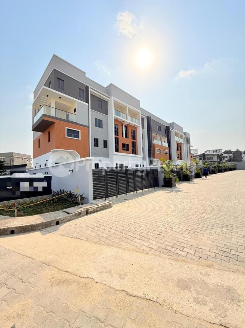 4 bedroom House for sale Opebi Ikeja Lagos