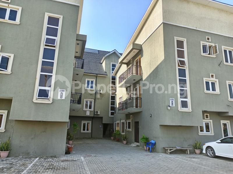 2 bedroom House for rent Behind Pinnock Beach Estate Agungi Lekki Lagos