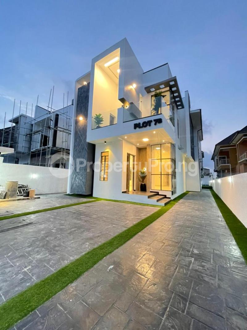 5 bedroom House for sale Ologolo Lekki Lagos