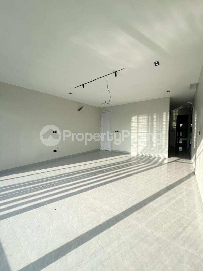 5 bedroom House for sale orchid Lekki Lagos