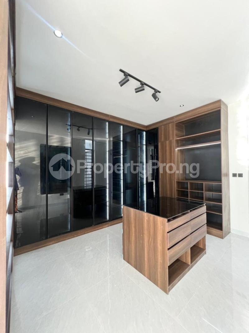 5 bedroom House for sale orchid Lekki Lagos