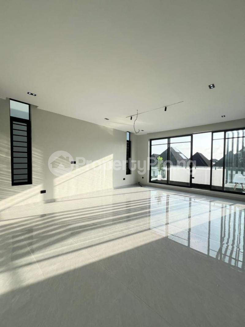 5 bedroom House for sale orchid Lekki Lagos