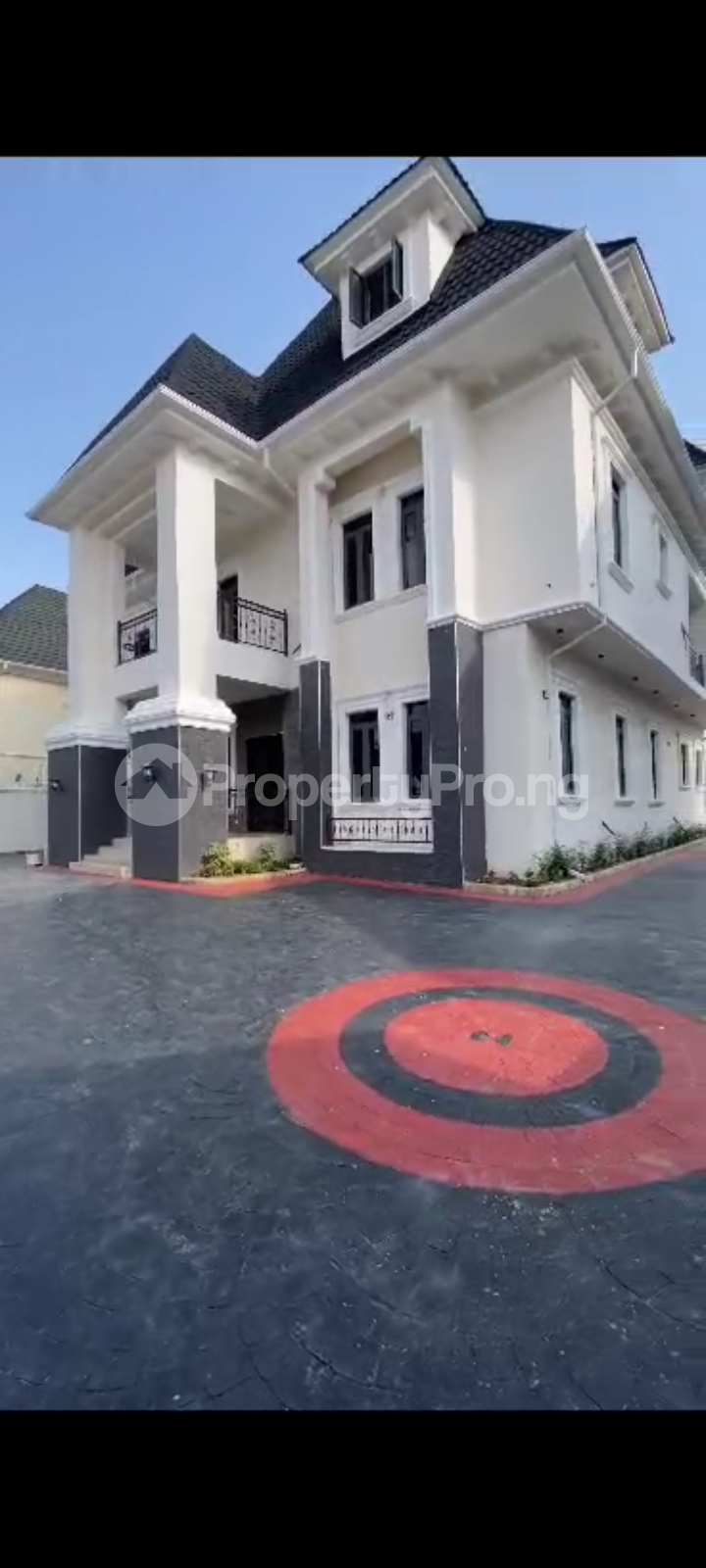7 bedroom House for sale Gwarinpa Abuja
