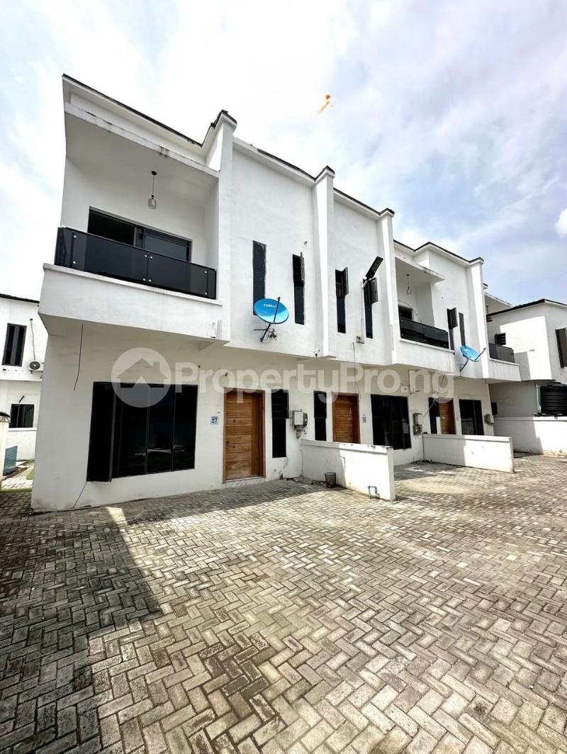 3 bedroom House for rent Ikota Lekki Lagos