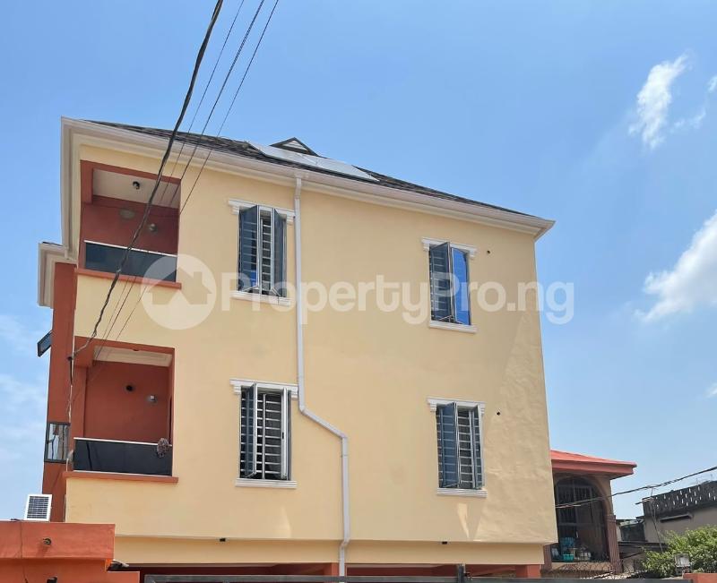Flat / Apartment for sale Shomolu Shomolu Lagos