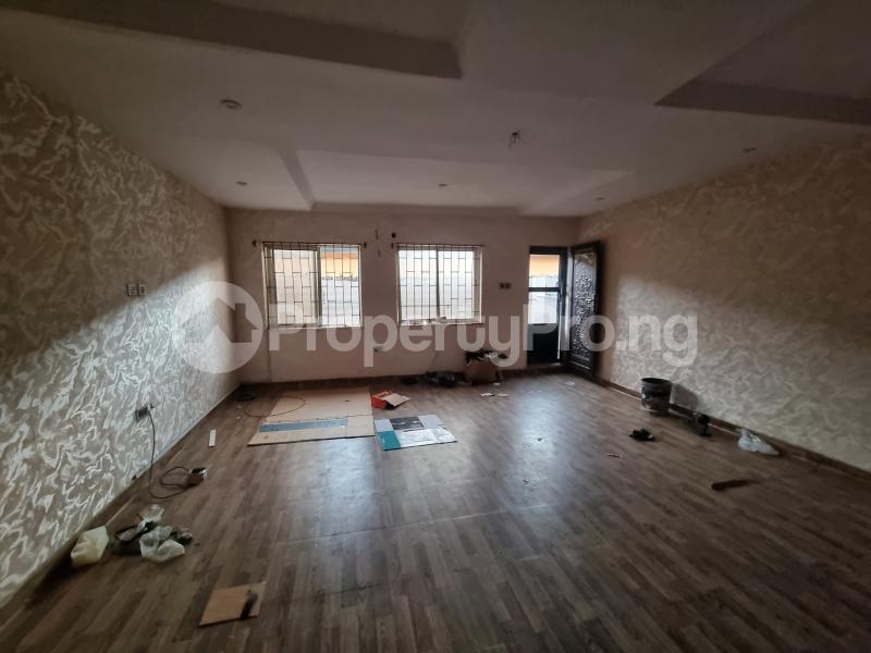 1 bedroom Flat / Apartment for rent Deola Medina Gbagada Lagos