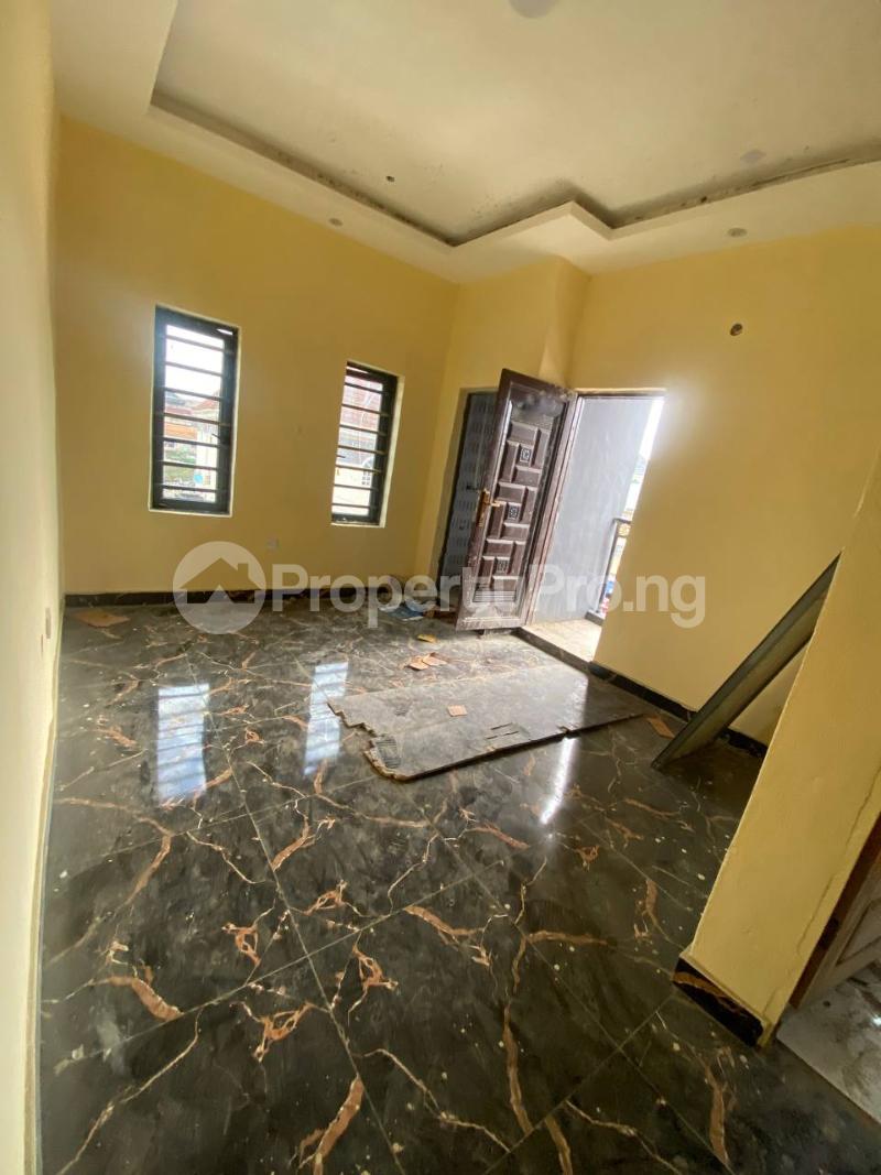 1 bedroom Flat / Apartment for rent Ebutemetta Adekunle Yaba Lagos