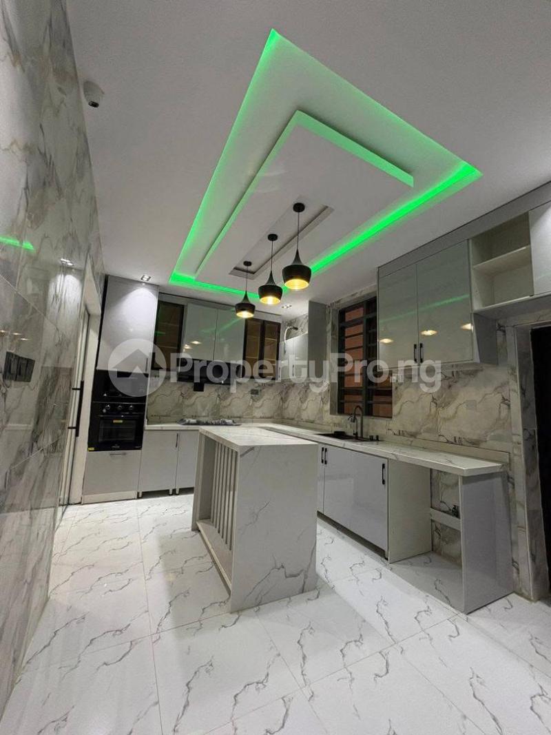 4 bedroom House for sale Fagba Side Of Ifako-ogba Ogba Lagos