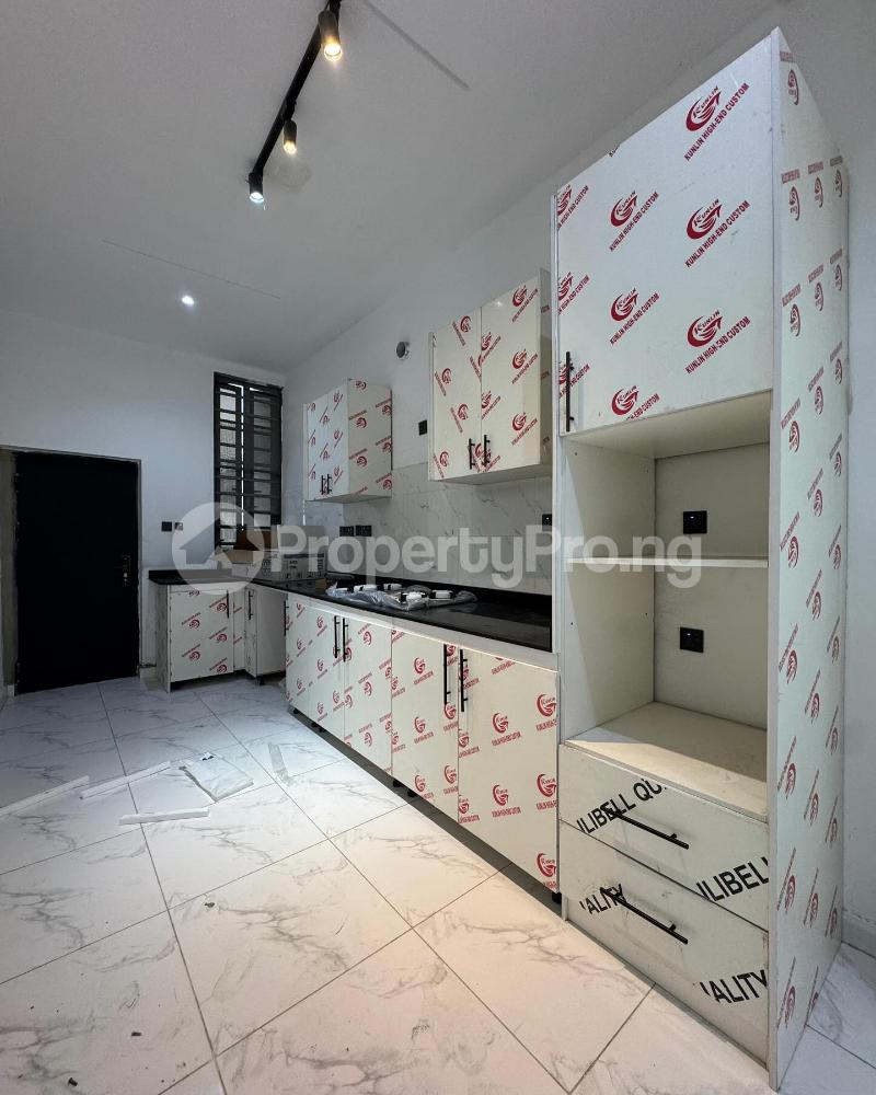 2 bedroom House for sale Ologolo Lekki Lagos