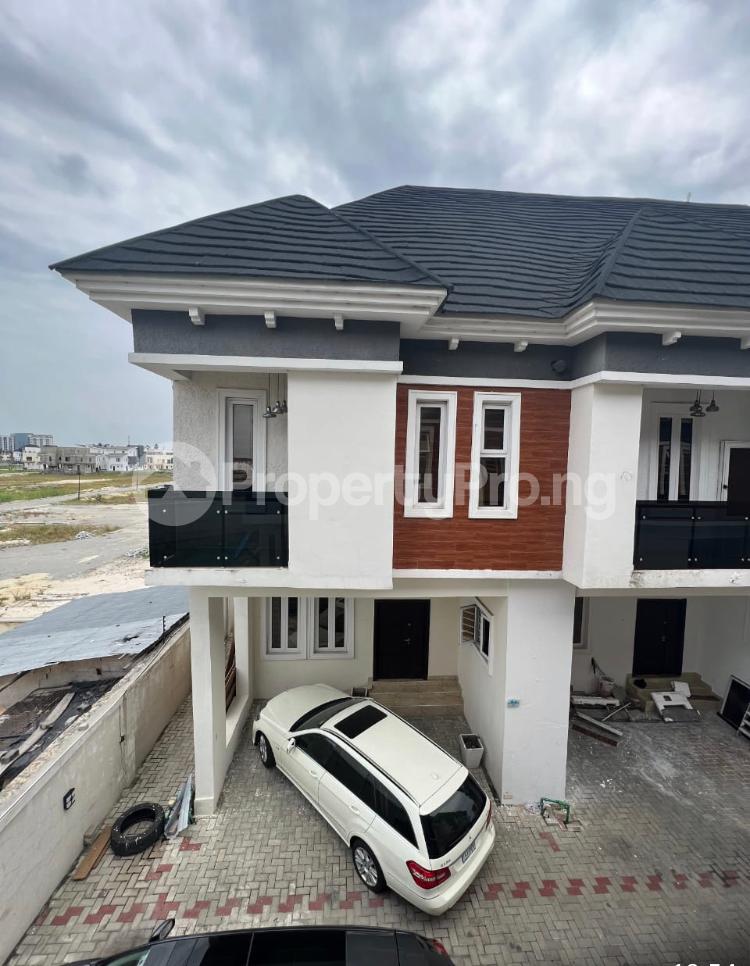 4 bedroom House for rent Tulip Haven Estate, By Chevron Alternative Route, Lekki Lagos