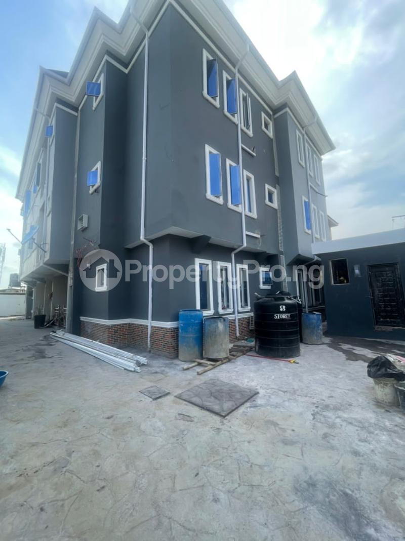 3 bedroom Flat / Apartment for rent Aguda Surulere Lagos
