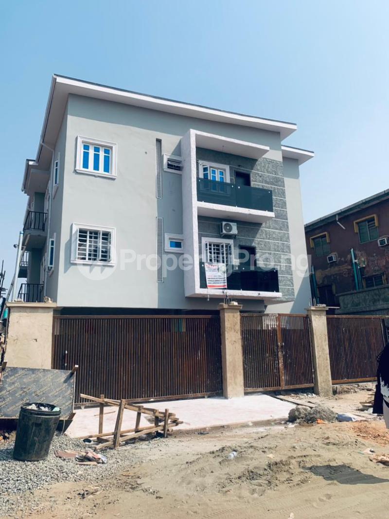 1 bedroom Flat / Apartment for rent Akoka Yaba Lagos