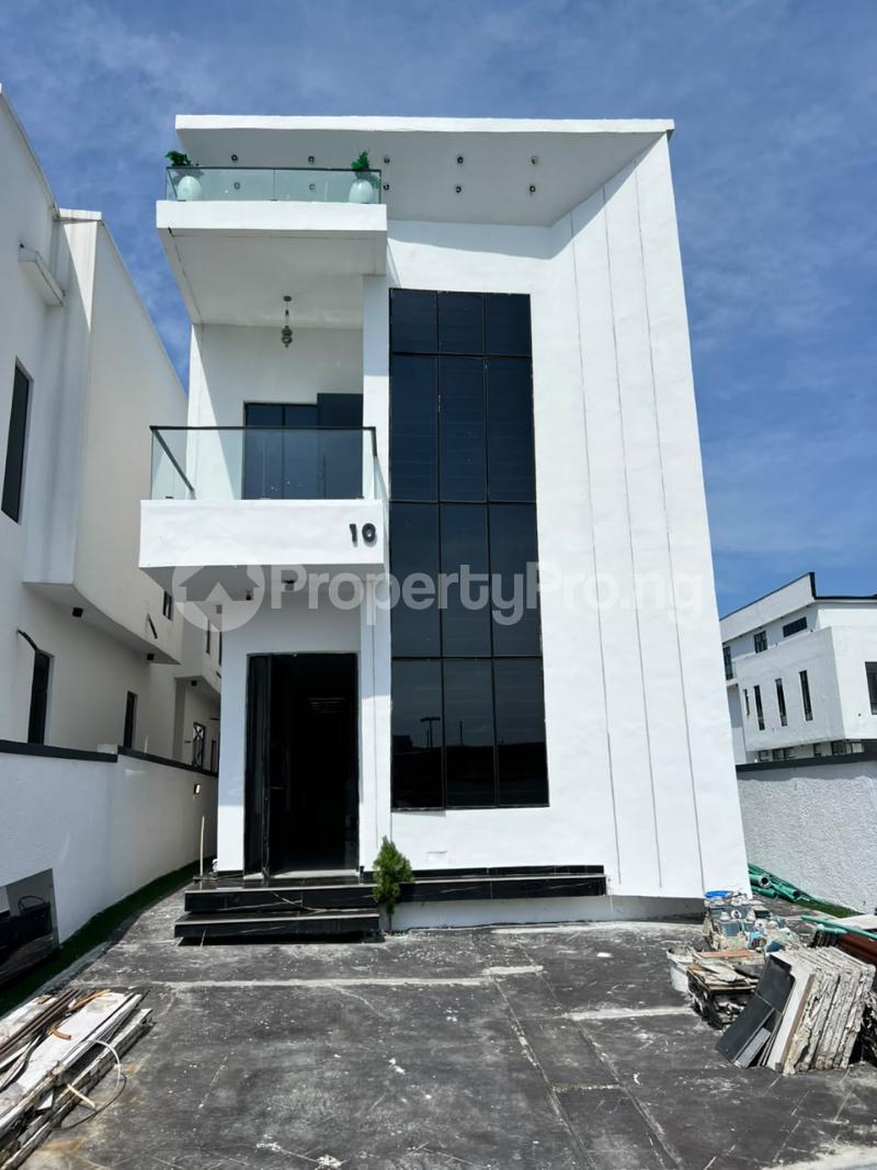 5 bedroom House for sale Chevron Lekki Lagos