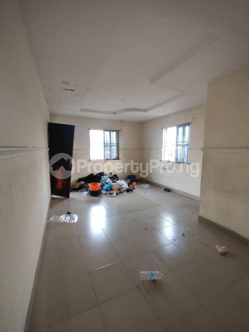 1 bedroom Flat / Apartment for rent By School Gate Lakowe Ajah Lagos