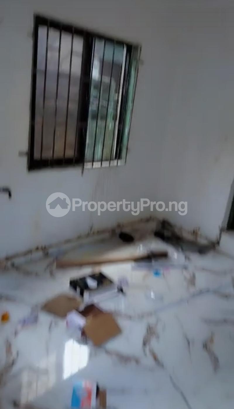 Flat / Apartment for rent Off Ishaga Road Ojuelegba Surulere Lagos