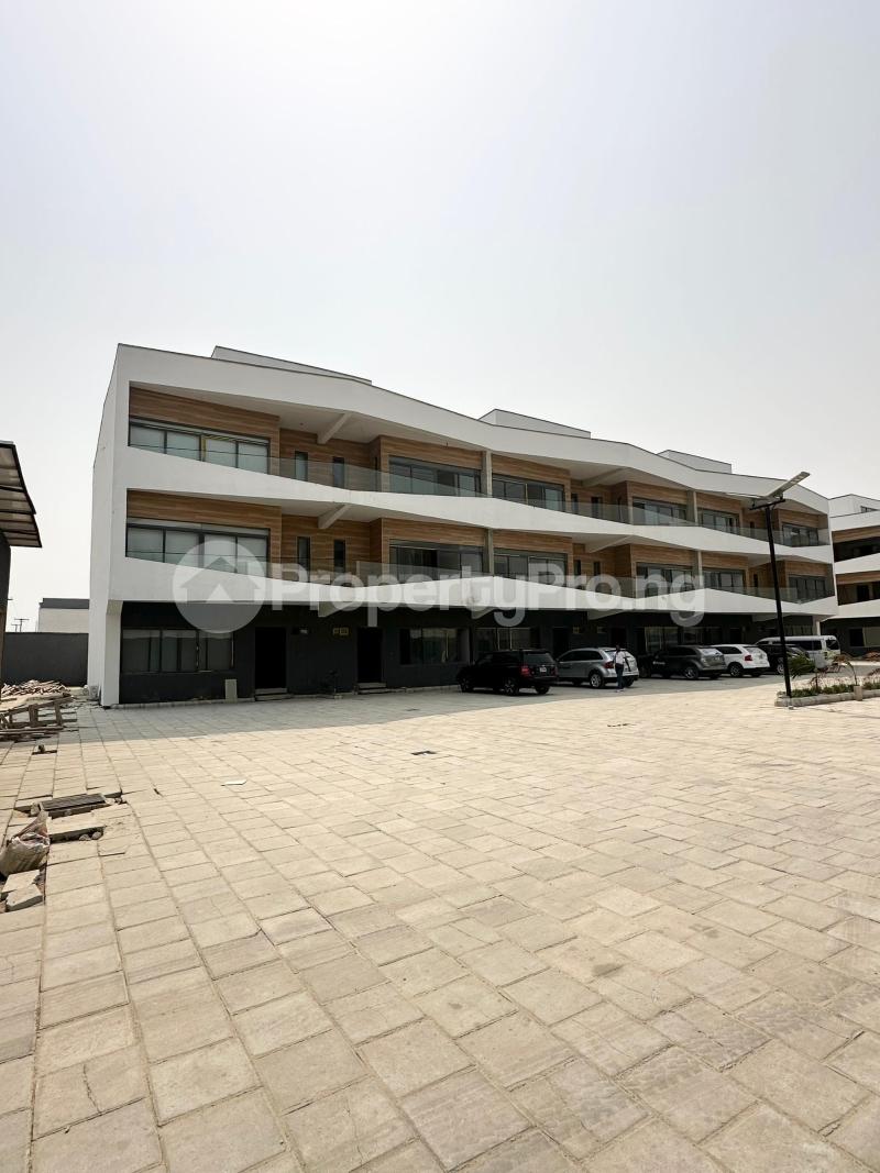 4 bedroom House for sale Ilasan Lekki Lagos