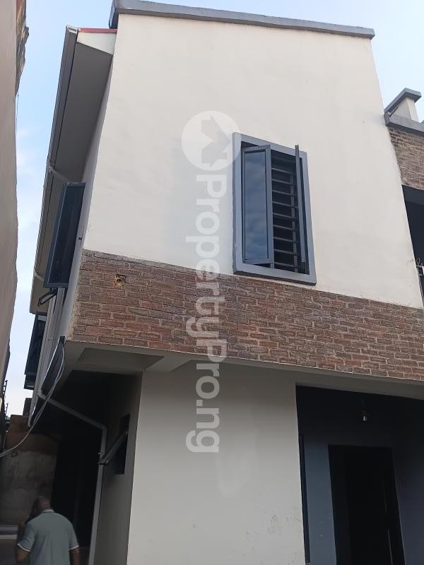 2 bedroom House for rent Ifako-ogba Ogba Lagos