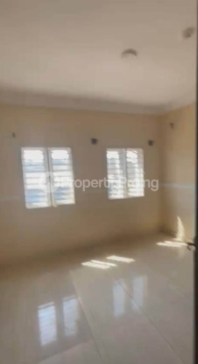 1 bedroom Flat / Apartment for rent Close To Hossana Hospital Agbowo Ibadan Oyo