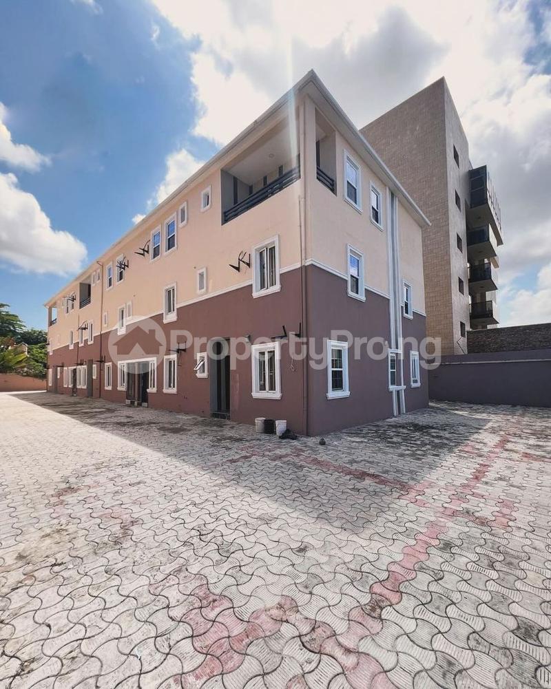 2 bedroom Flat / Apartment for rent Behind Four Point Hotel ONIRU Victoria Island Lagos