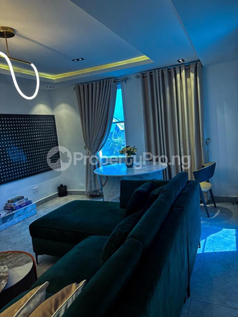 2 bedroom Flat / Apartment for rent Off Admiralty Way Lekki Phase 1 Lekki Lagos