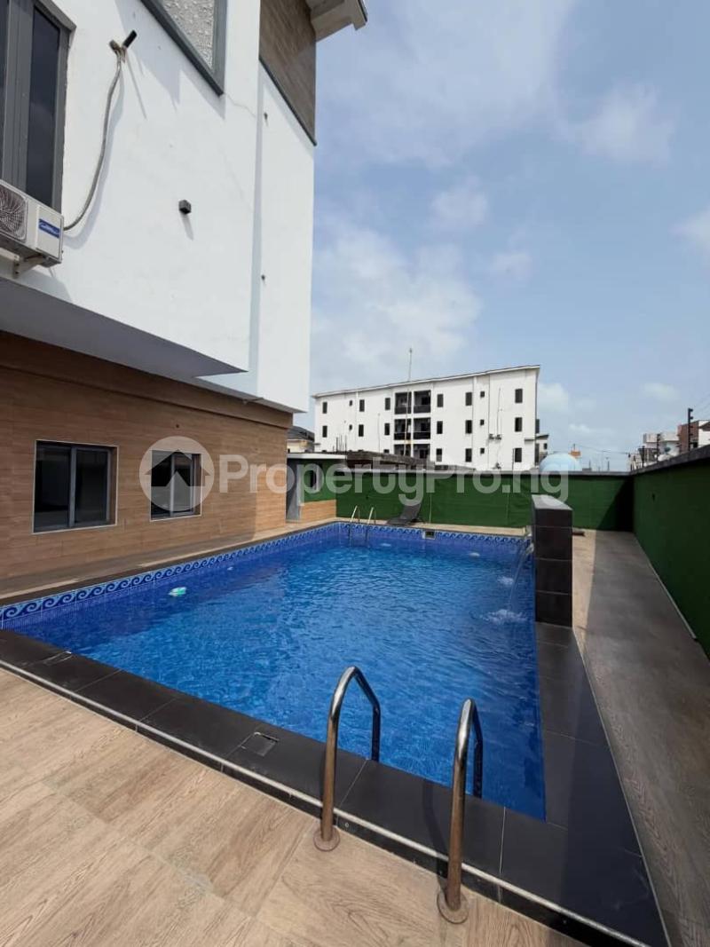 2 bedroom Flat / Apartment for rent The Property Located In A Good Neighborhood An It Close To Freedom Way Ikate Lekki Lagos