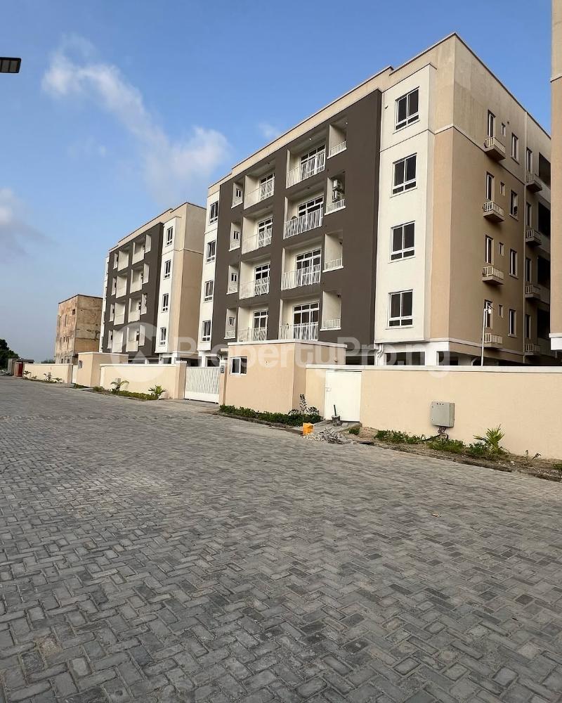 3 bedroom Flat / Apartment for rent The Property Located Within An Estate Off Shoprite Road Osapa london Lekki Lagos