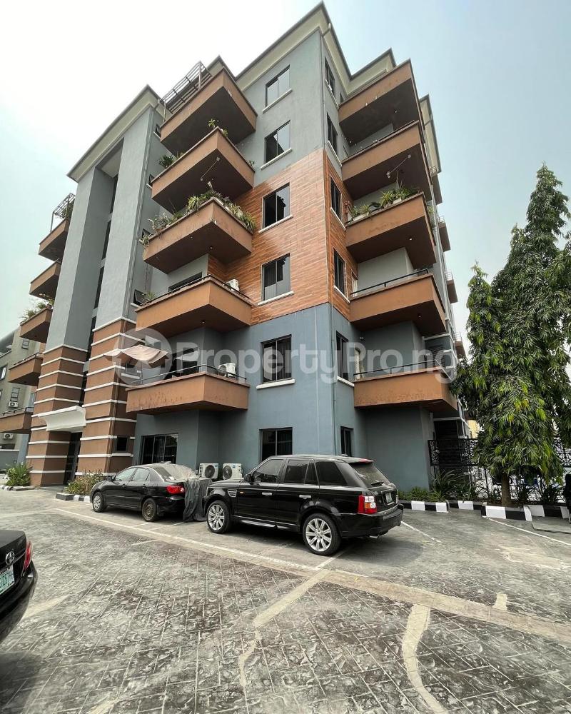 3 bedroom Flat / Apartment for rent Off Admiralty Way Lekki Phase 1 Lekki Lagos
