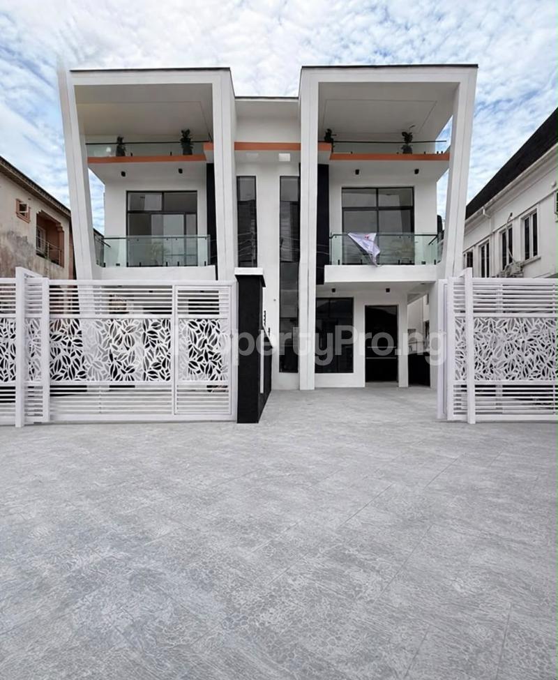 4 bedroom House for sale Ikota Lekki Lagos