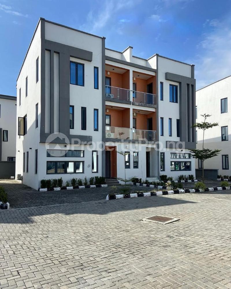 4 bedroom House for rent  Osapa london Lekki Lagos
