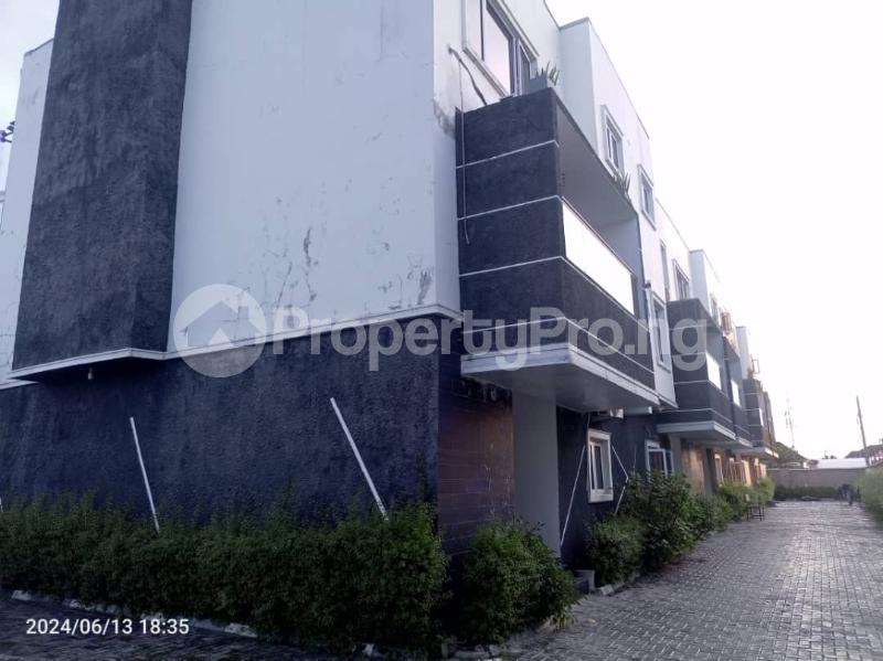 4 bedroom House for rent Off Ogombo Road Abraham adesanya estate Ajah Lagos