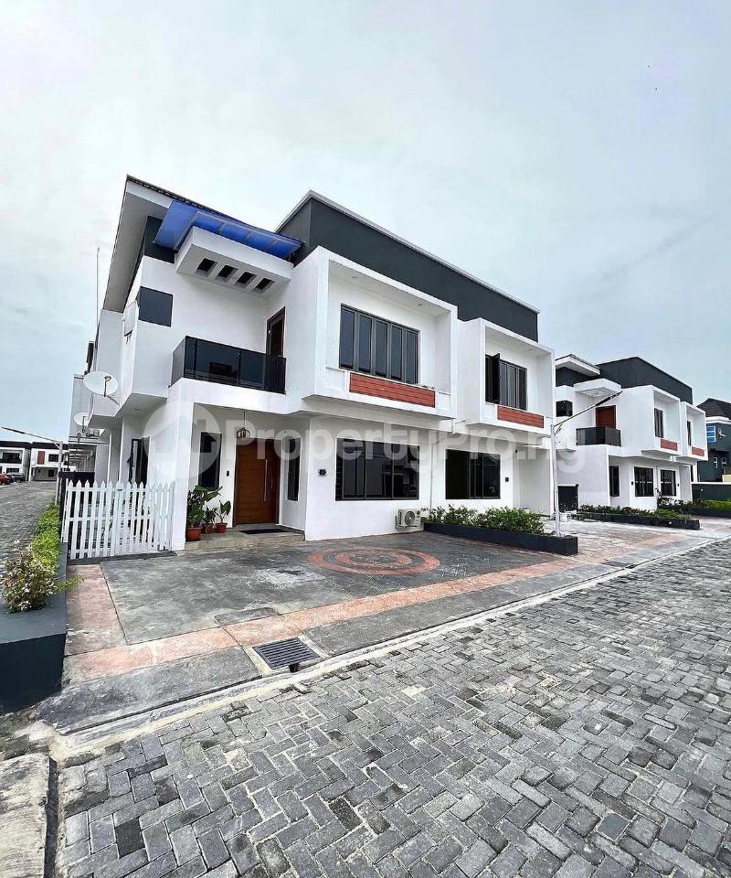 4 bedroom House for rent Ologolo Lekki Lagos