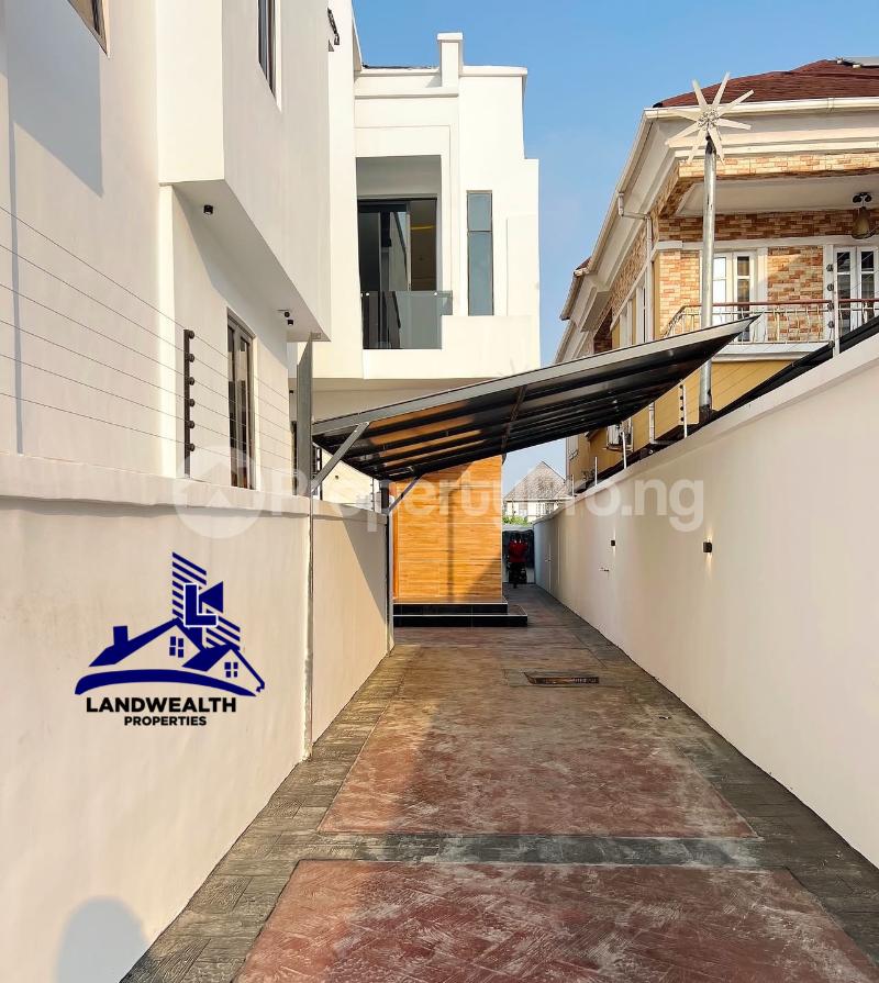 5 bedroom House for sale Secure Estate At Chevron Drive Lekki Chevron Lekki Lagos