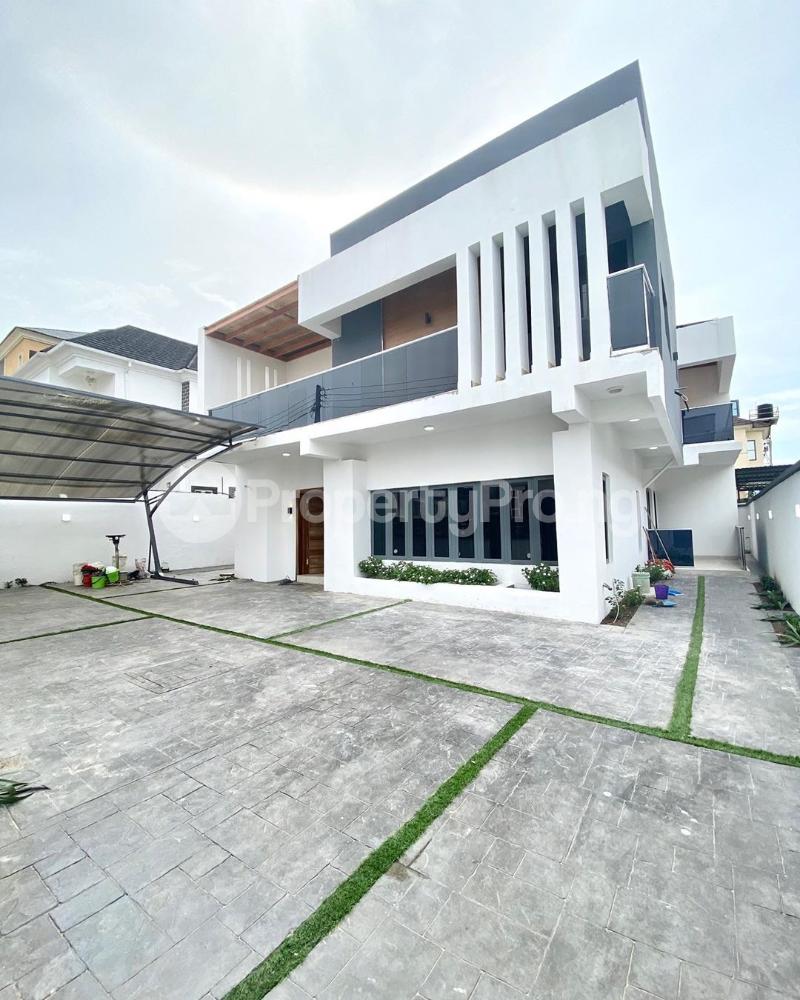 5 bedroom House for sale Gated Estate chevron Lekki Lagos