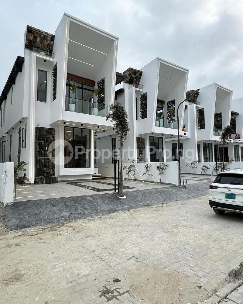 5 bedroom House for rent chevron Lekki Lagos