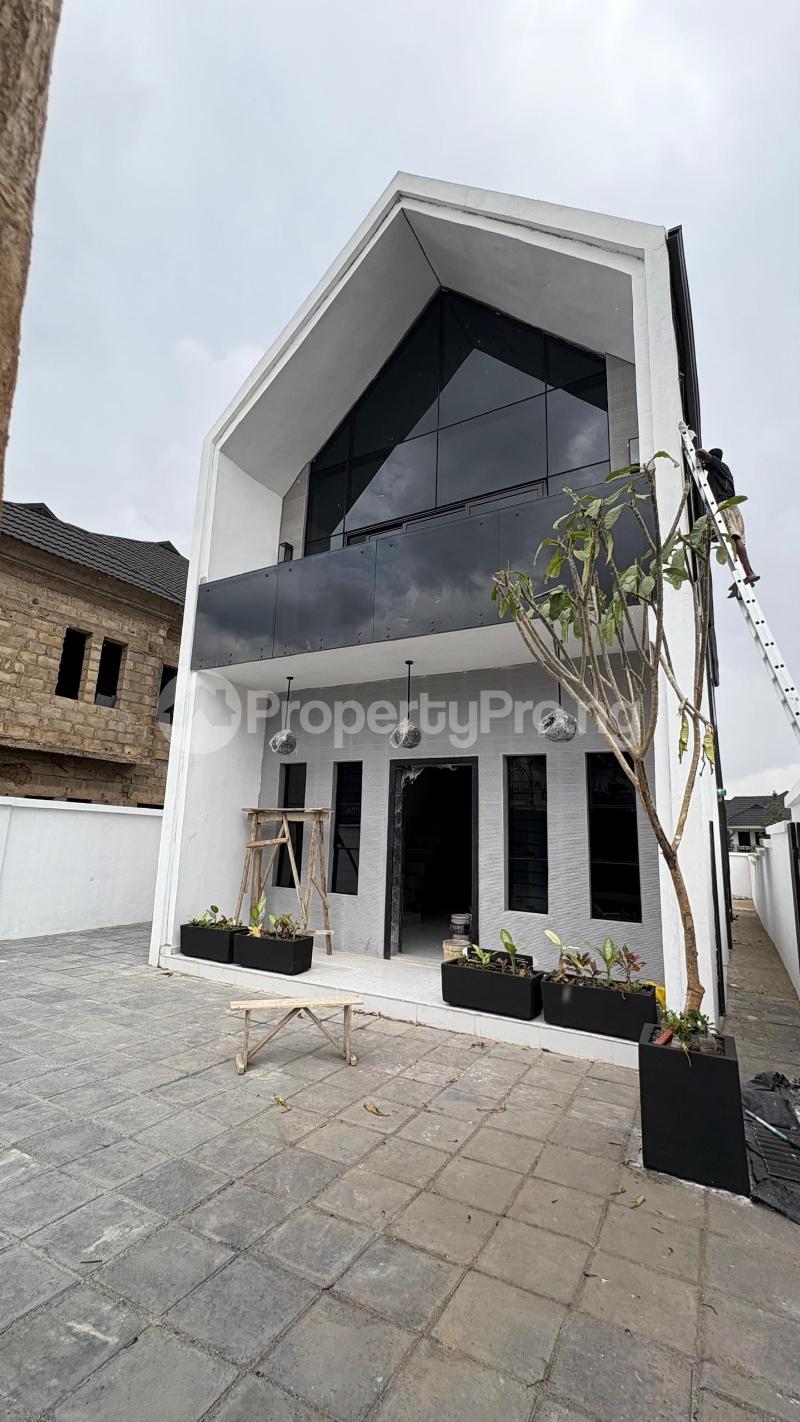3 bedroom House for sale Kolapo Ishola Gra Akobo Ibadan Oyo