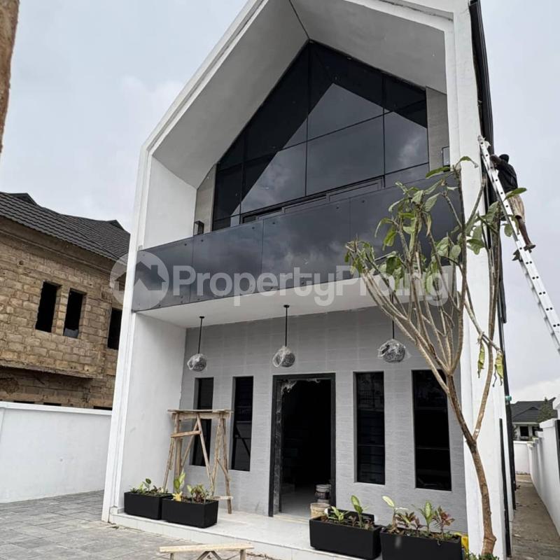3 bedroom House for sale Kolapo Ishola Gra, Akobo Ibadan Oyo