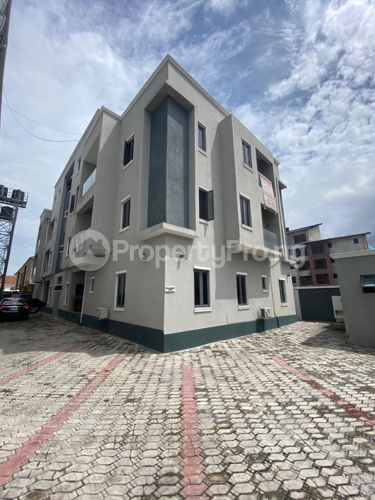 3 bedroom Flat / Apartment for rent Lekki Phase 1 Lekki Lagos