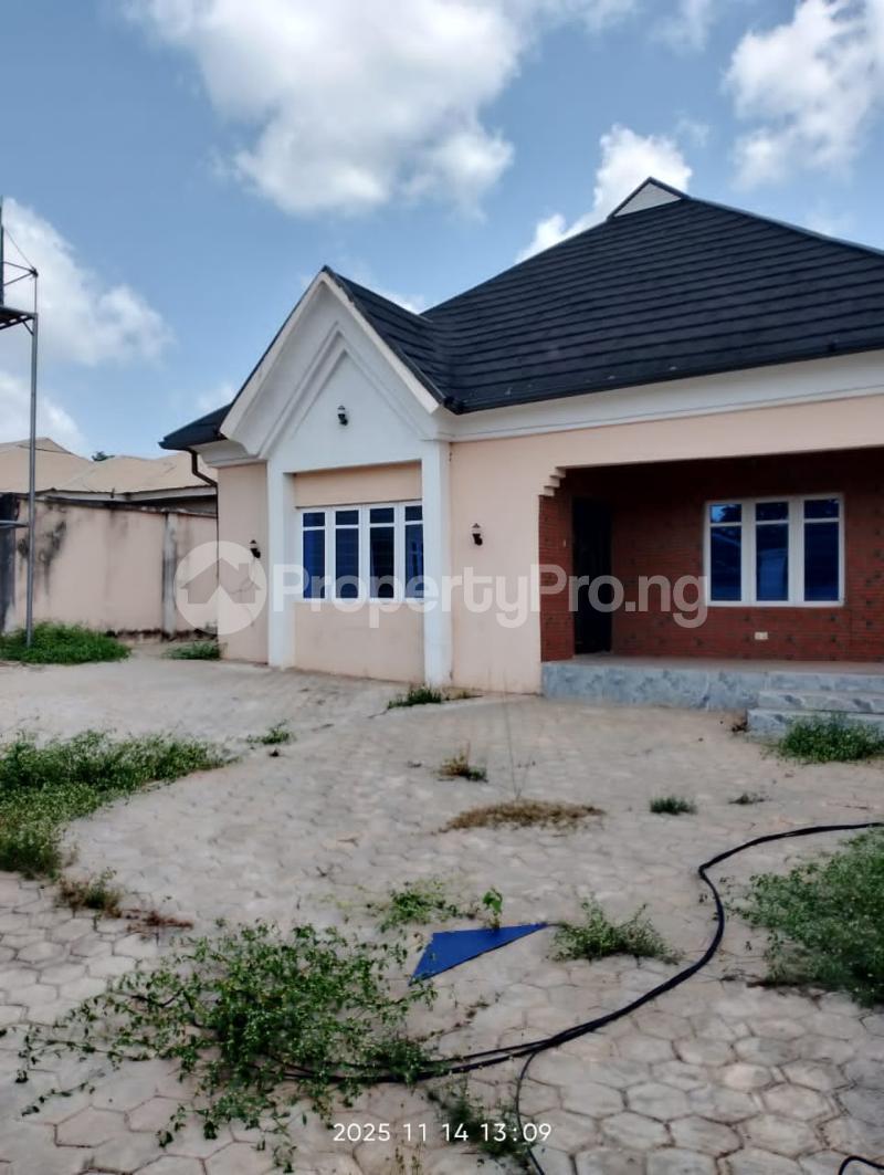 3 bedroom House for rent Wisdom Estate Olorunda Akobo Akobo Ibadan Oyo