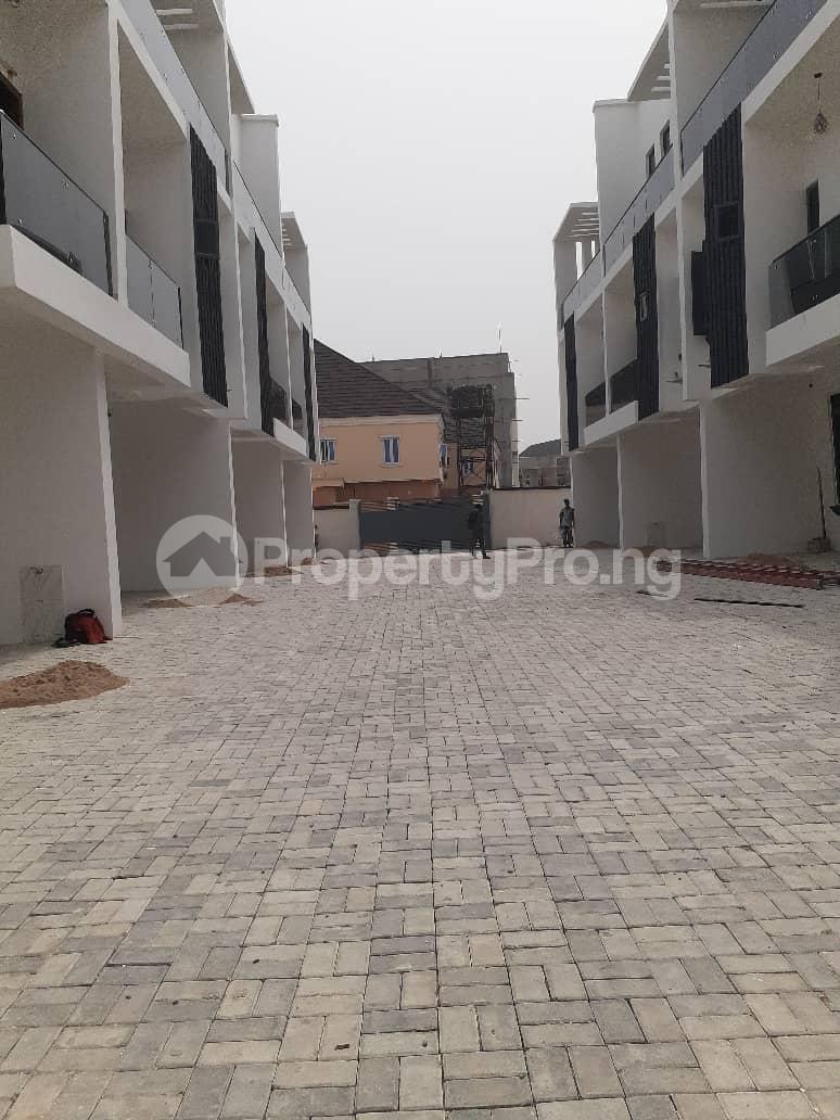 4 bedroom House for sale Ologolo Lekki Lagos