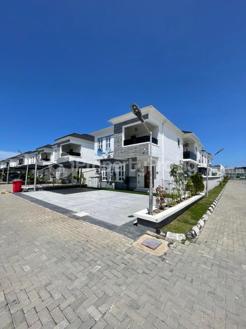 4 bedroom House for sale chevron Lekki Lagos