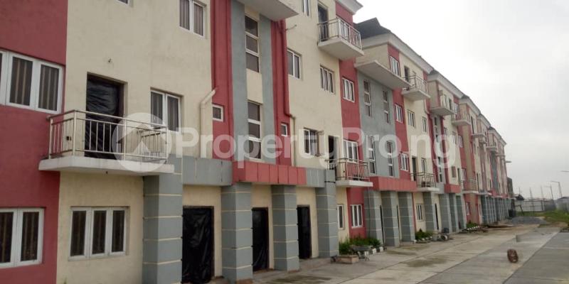 4 bedroom House for sale Makoko Yaba Lagos