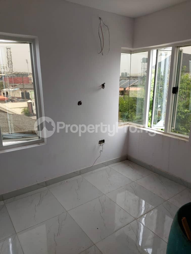 4 bedroom House for sale   Surulere Lagos